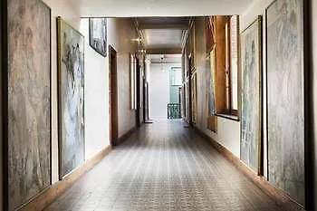 Antwerp 2 Hotel