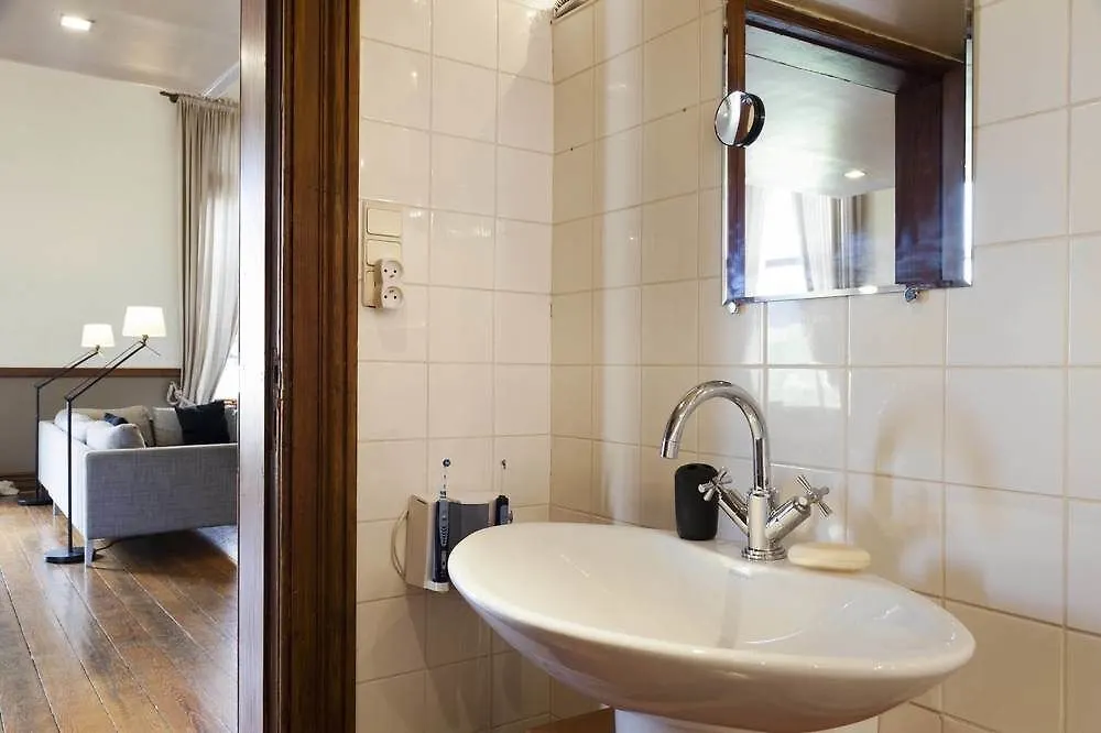 Antwerp 2 Hotel